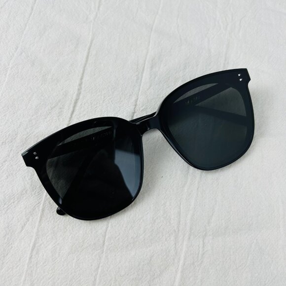 New Gentle Monster Flatba “My Ma” Black Sunglasses - Picture 5 of 11